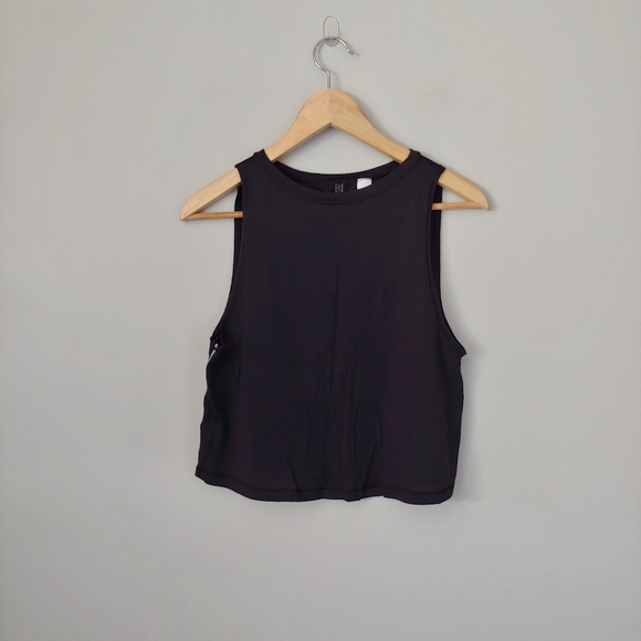 Lululemon Ivivva Hit the Heat Tank Top Cropped Black Size 14 Girls - Picture 3 of 15
